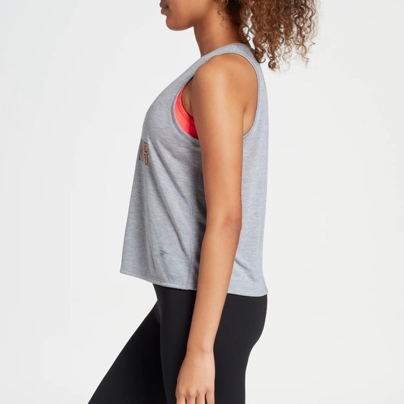 Brooks International Women's Day Running Tank - Picture 4 of 12